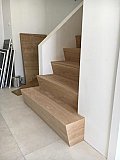 Menuiserie int&eacute;rieure portes et escaliers sur mesure Cr&eacute;a-M